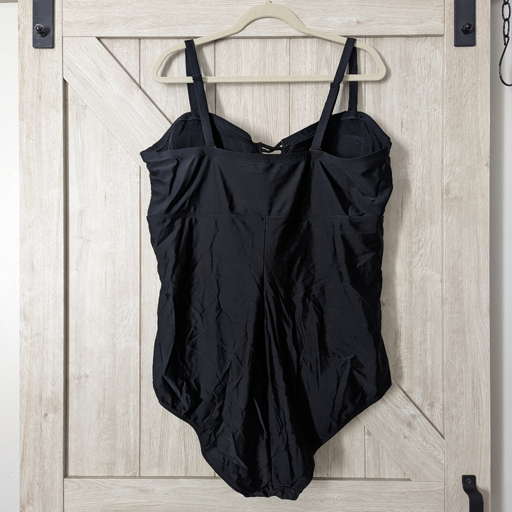 Torrid Size 4 Black Ruched One Piece Swimsuit - Picture 2 of 3